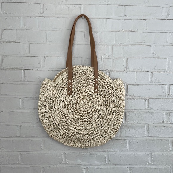 Bags Nwot Large Round Straw Beach Bag Poshmark